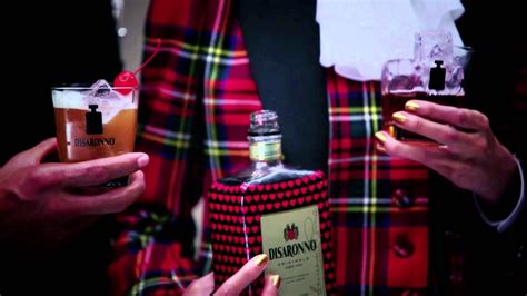 The presentation of Moschino Loves Disaronno .